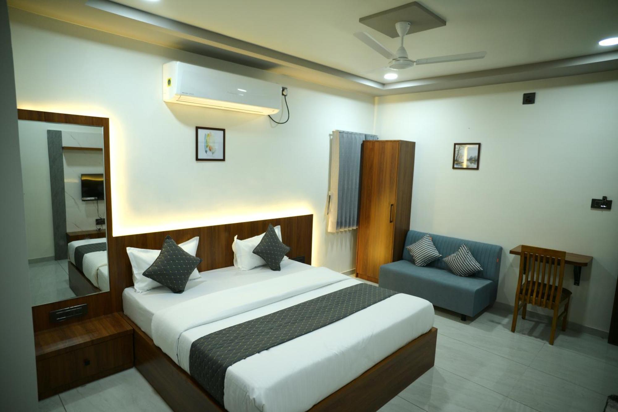 Palanpur Hotel Aagman מראה חיצוני תמונה